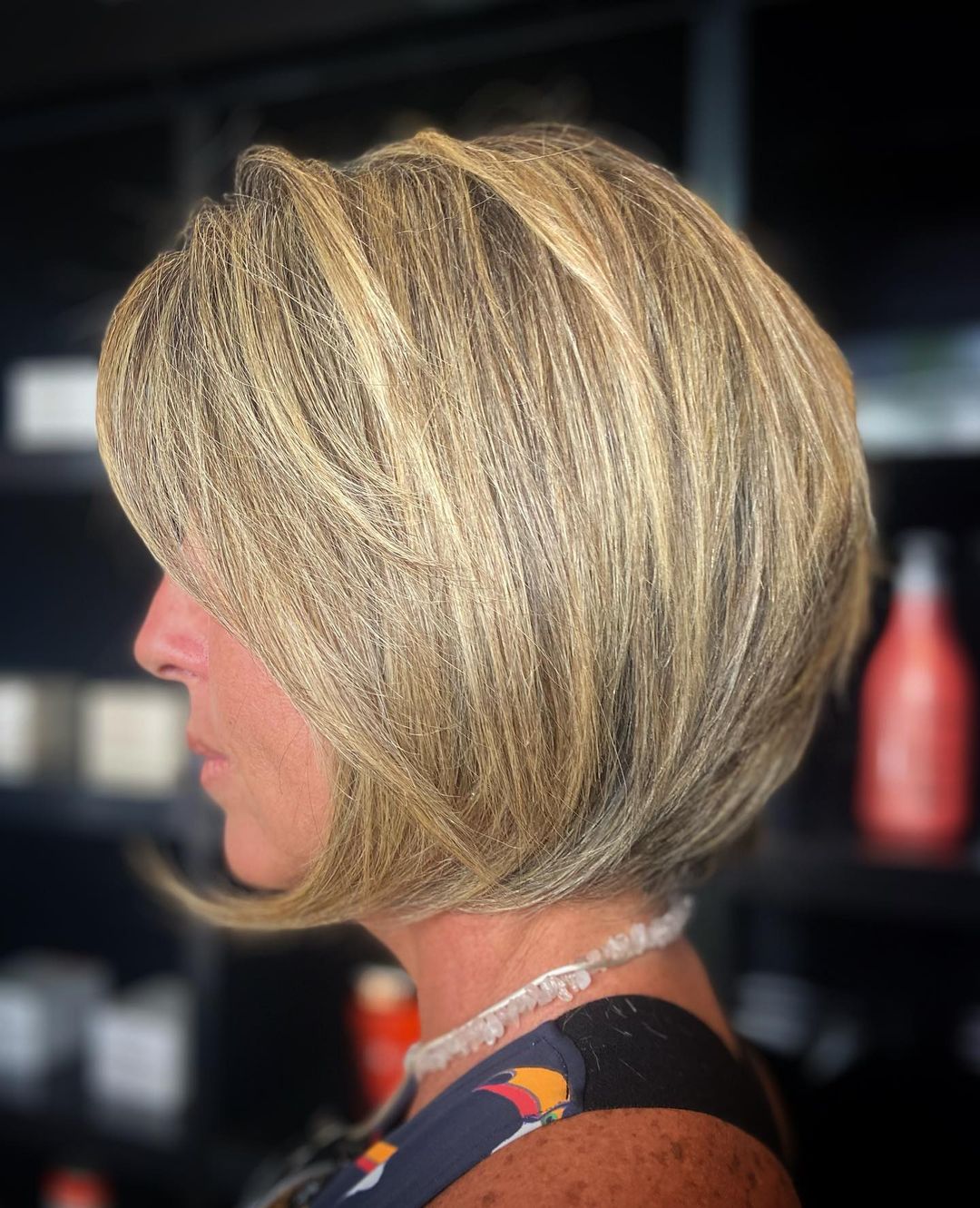 Medium Layered Bob with Long Front Pieces