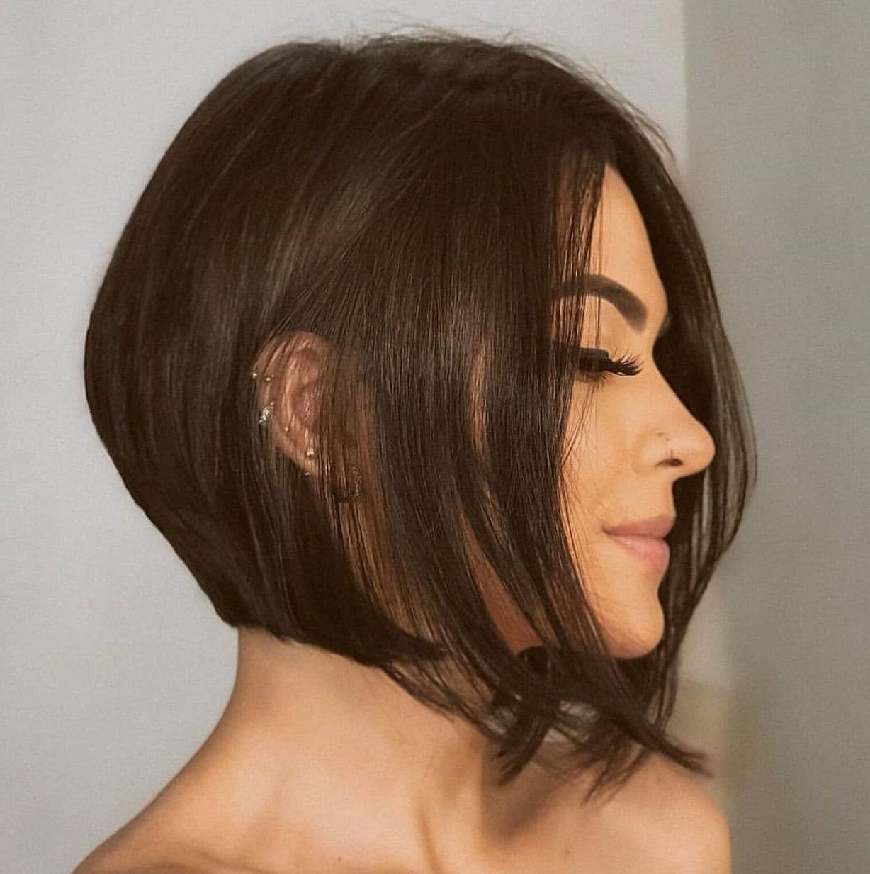 Medium Stacked Inverted Bob